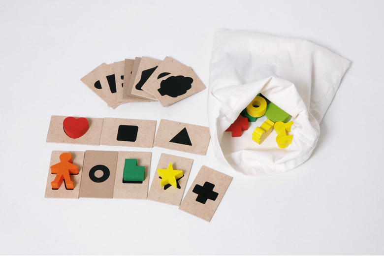 触ってなぁーに