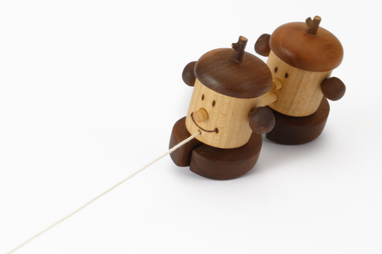 トコトコどんぐり兄弟