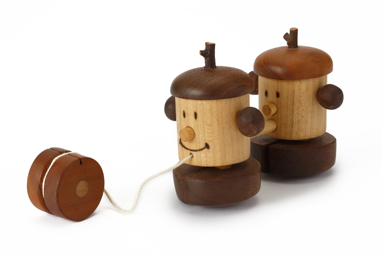 トコトコどんぐり兄弟