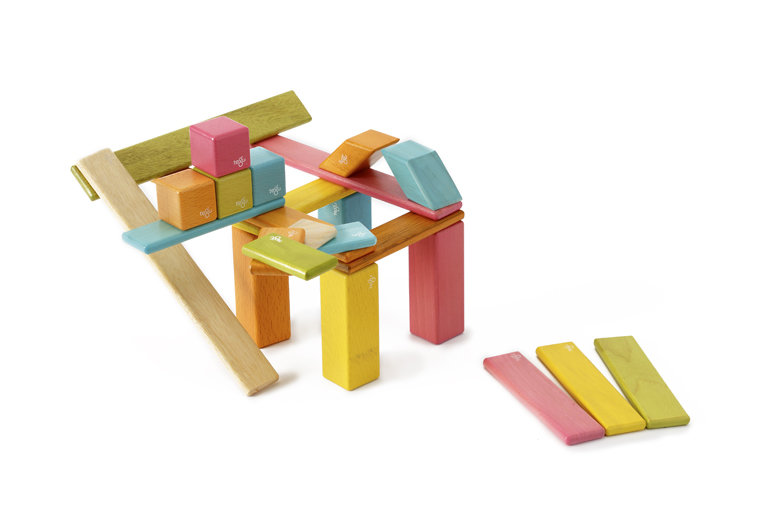 ピタッと積み木