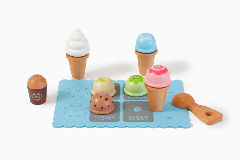 はじめてのおままごと　アイスクリームセットとソフトクリーム＆ブルーペンギンのパック