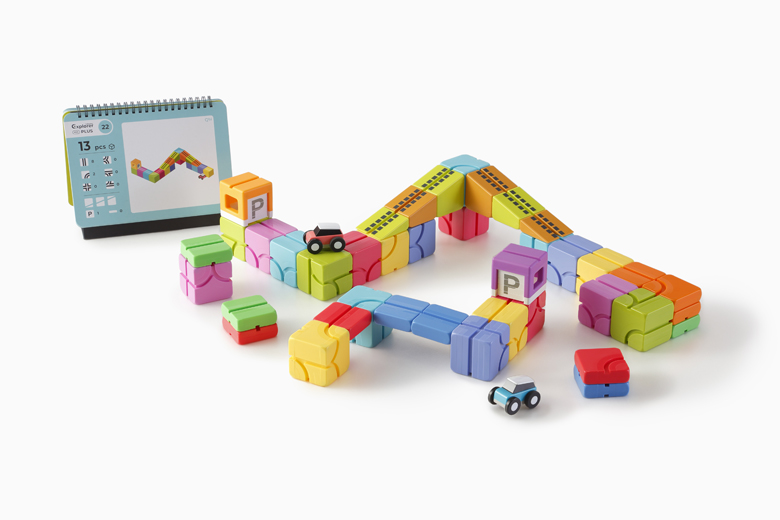 Qbi Explorer(キュービーアイエクスプローラー)